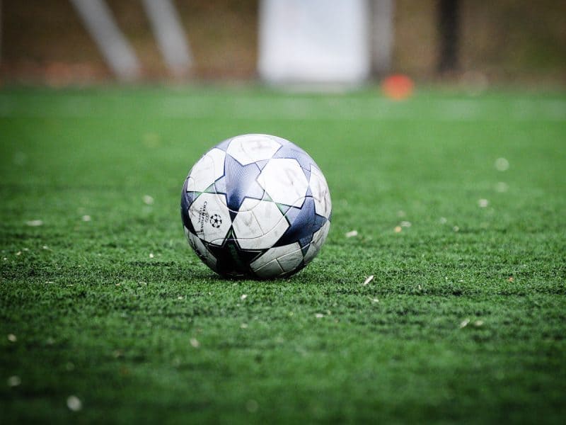 Worldwide football action from English Premier League, La Liga, and UEFA Champions League on BG678